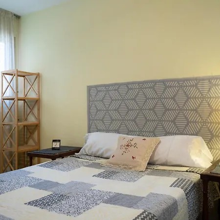 Habitacion Doble Con Bano Compartido En Campsite *