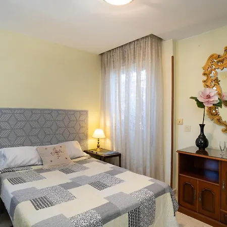 Campsite Habitacion Doble Con Bano Compartido En *